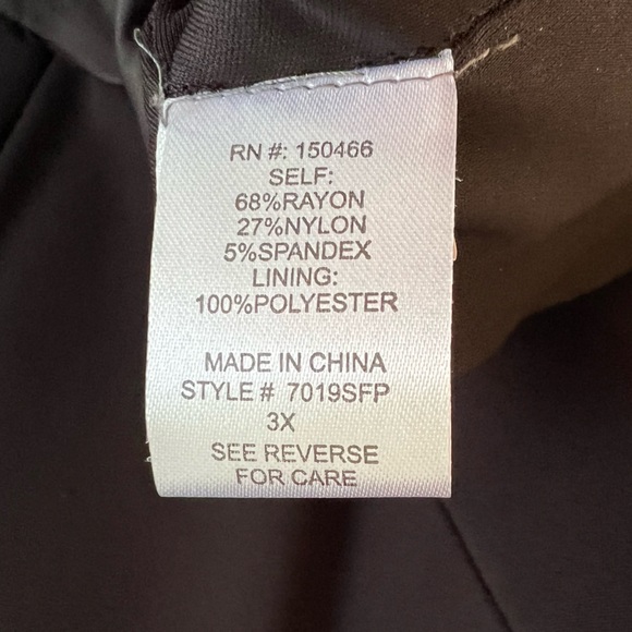 Mix by 41 Hawthorne Plus Size 3X Black V Neck Cap Sleeve Sheath Dress - Picture 6 of 7